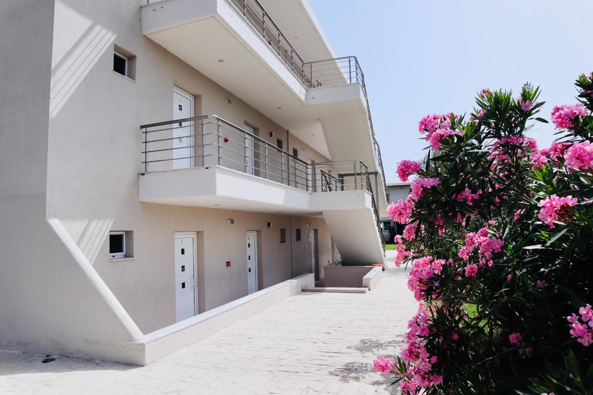 Hotel Sarti Beach Exteriér fotografie