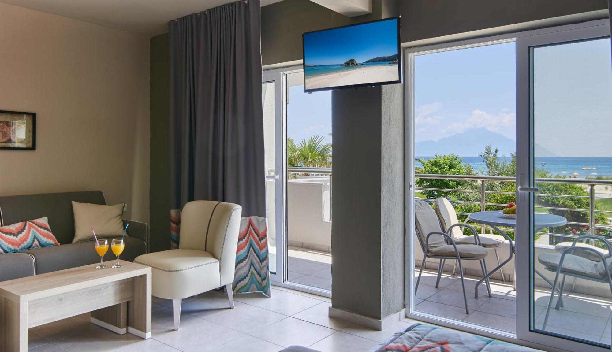 Hotel Sarti Beach Pokoj fotografie